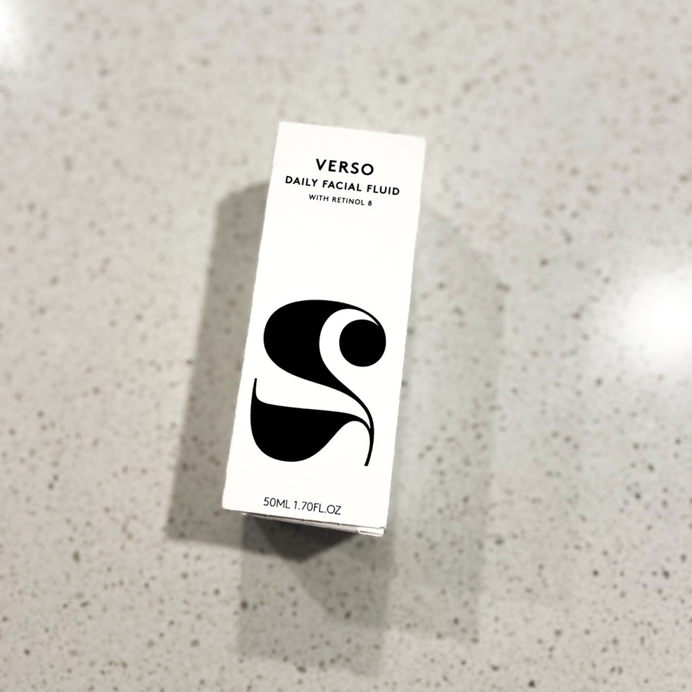 VERSO 
- Daily Facial Fluid 50ml/1.7oz